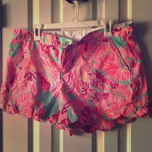 Lilly Pulitzer Buttercup shorts
